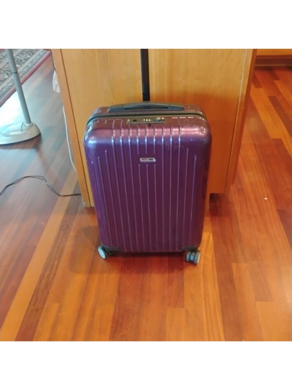 Rimowa Salsa Air Ultra Violet Purple Carry-on Suitcase Cabin Bag 22" - Picture 3 of 16